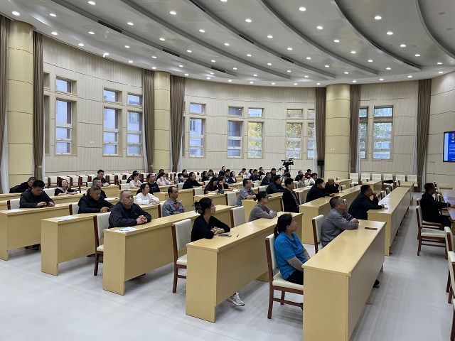 图为灭火应急疏散预案主题讲座现场